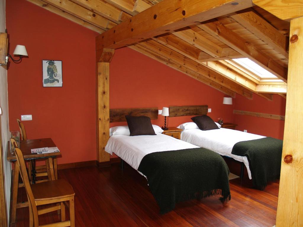 Hotel Rural Piedra Abierta San Martín de Perapertú Eksteriør bilde