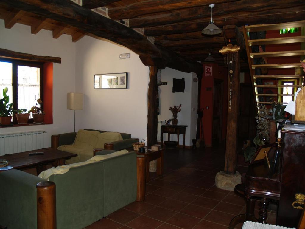 Hotel Rural Piedra Abierta San Martín de Perapertú Eksteriør bilde