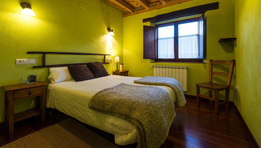 Hotel Rural Piedra Abierta San Martín de Perapertú Eksteriør bilde