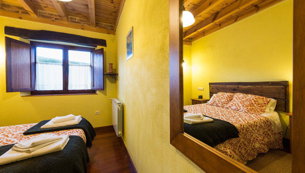 Hotel Rural Piedra Abierta San Martín de Perapertú Eksteriør bilde