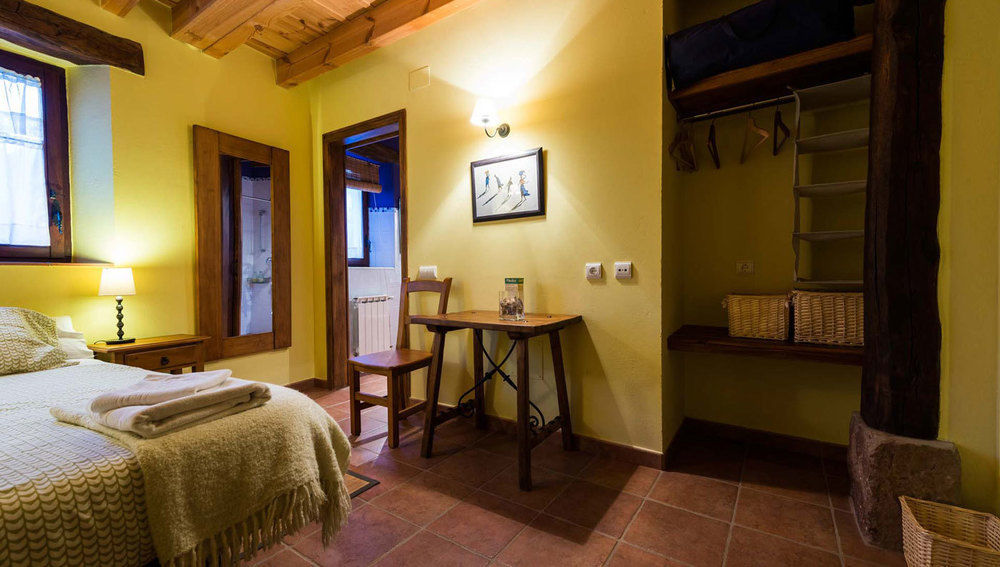 Hotel Rural Piedra Abierta San Martín de Perapertú Eksteriør bilde